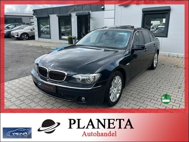 BMW 740i