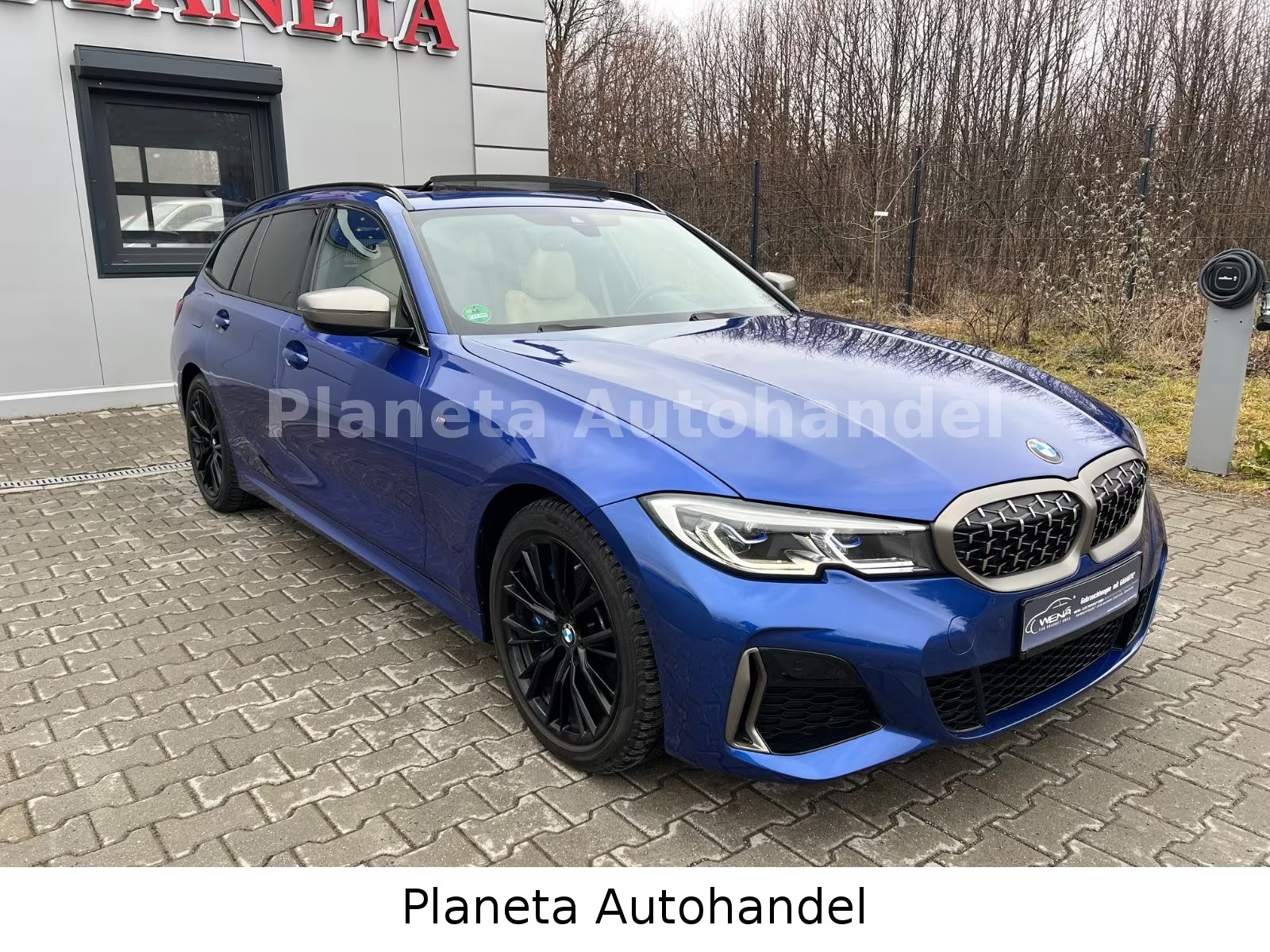 BMW M340d Touring xDrive Ansicht 4