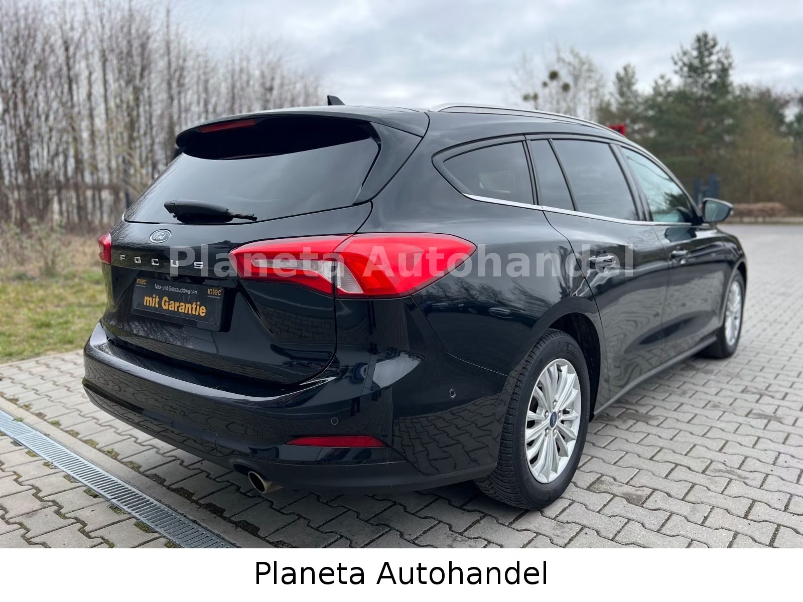 Ford Focus Turnier Titanium Ansicht 5