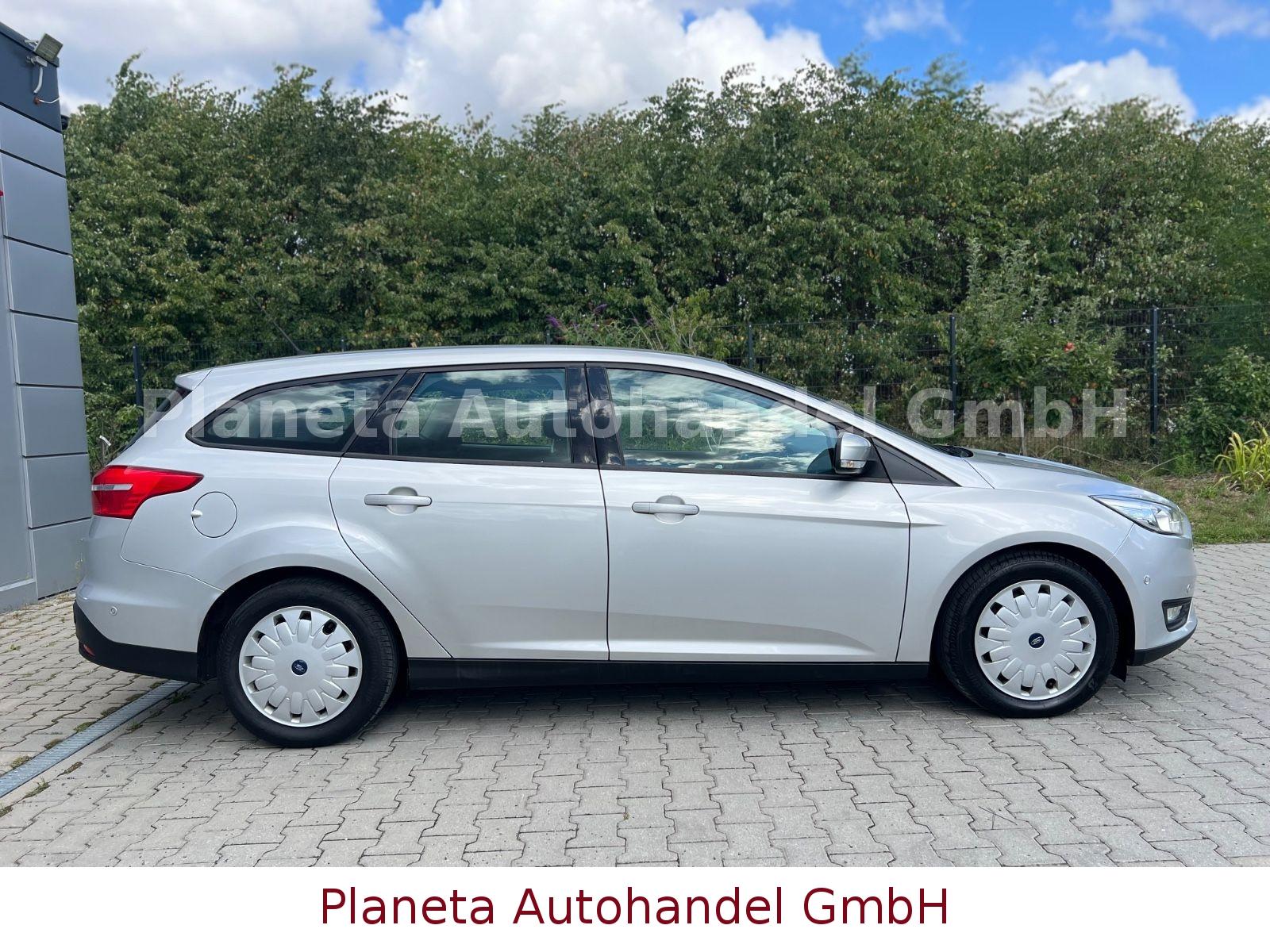 Ford Focus Turnier Trend Ansicht 5