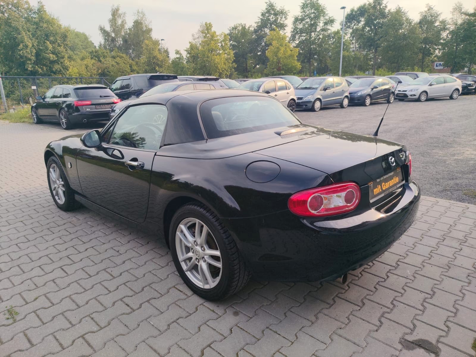 Mazda MX-5 1.8 Center-Line Roadster Coupé Ansicht 4