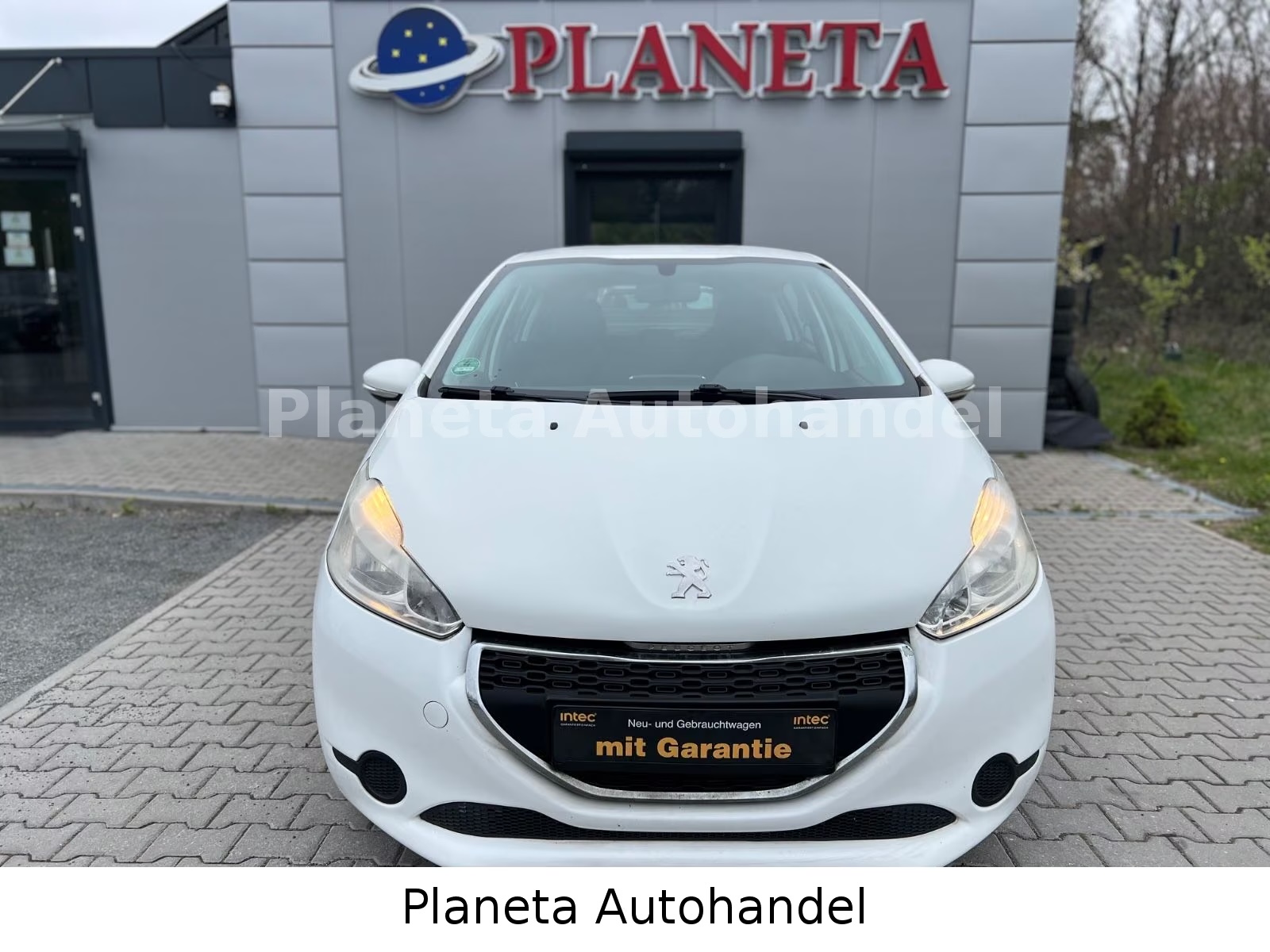 Peugeot 208 Active Ansicht 3