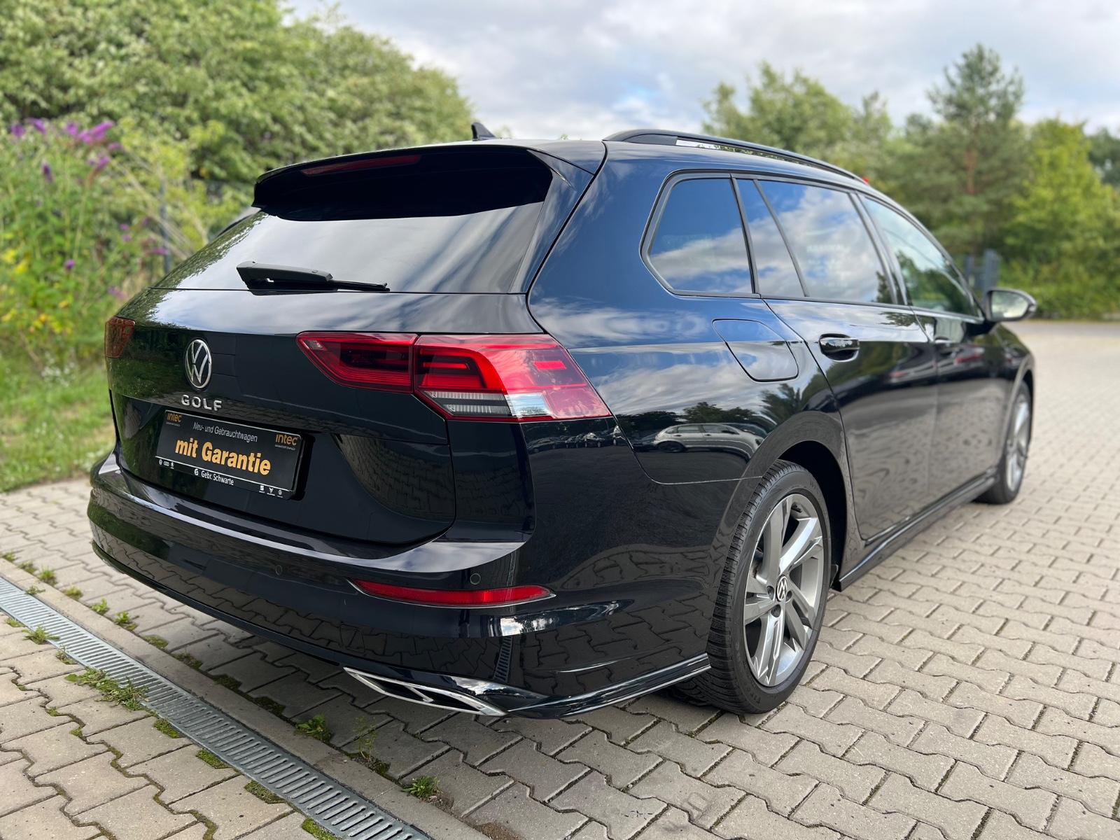Volkswagen Golf VIII Variant R-Line Ansicht 6